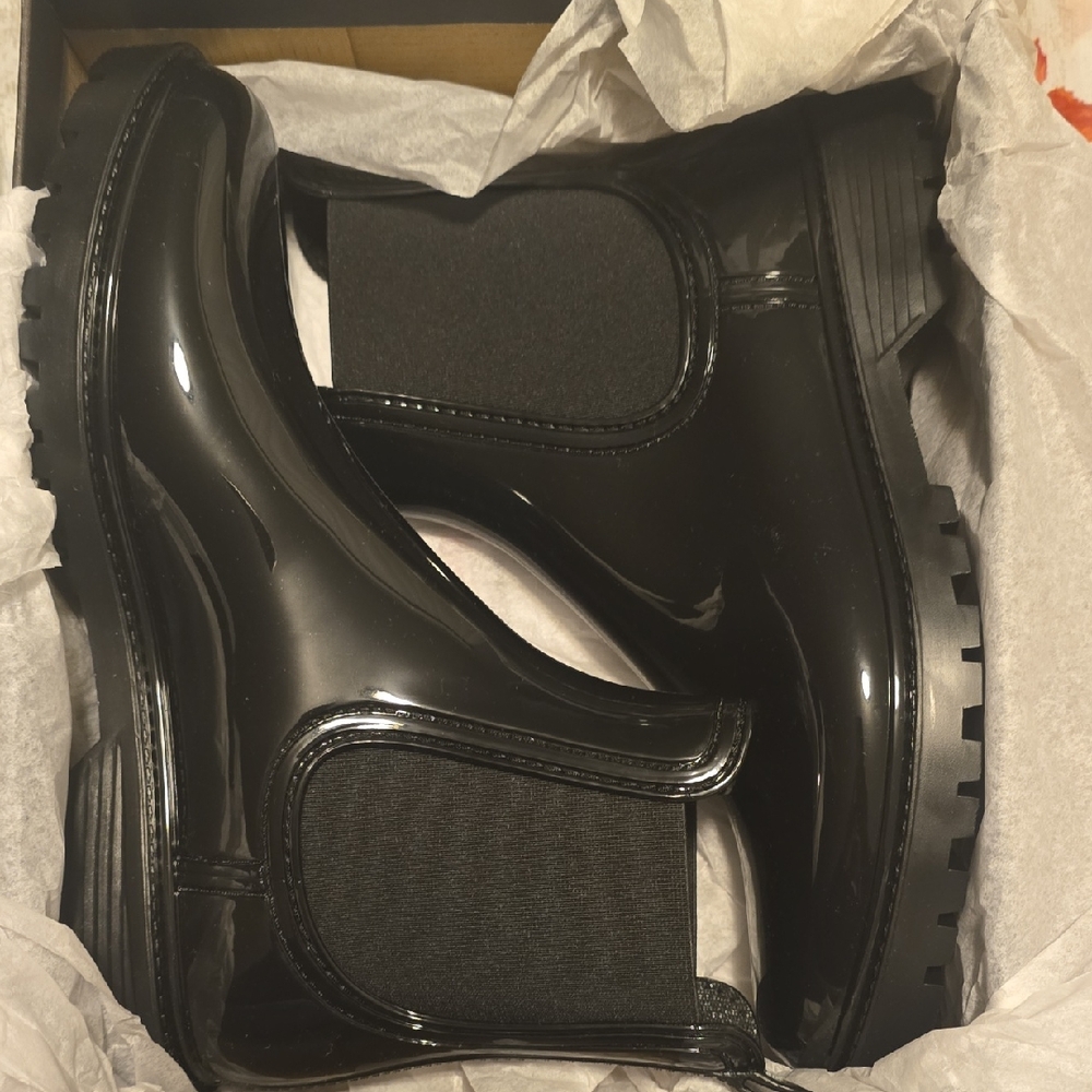 Black Ankle Boots for Women